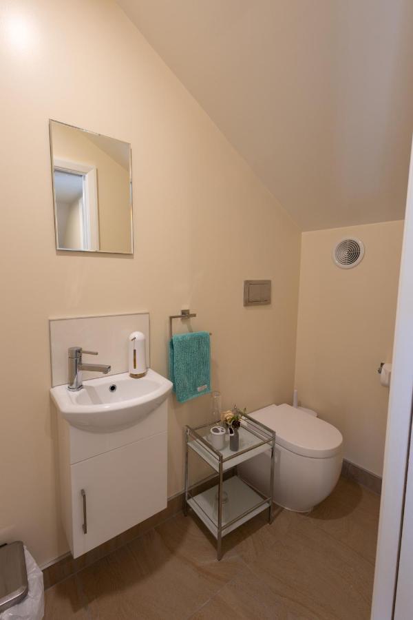Khandallah Harbour View Bnb Веллингтон Экстерьер фото